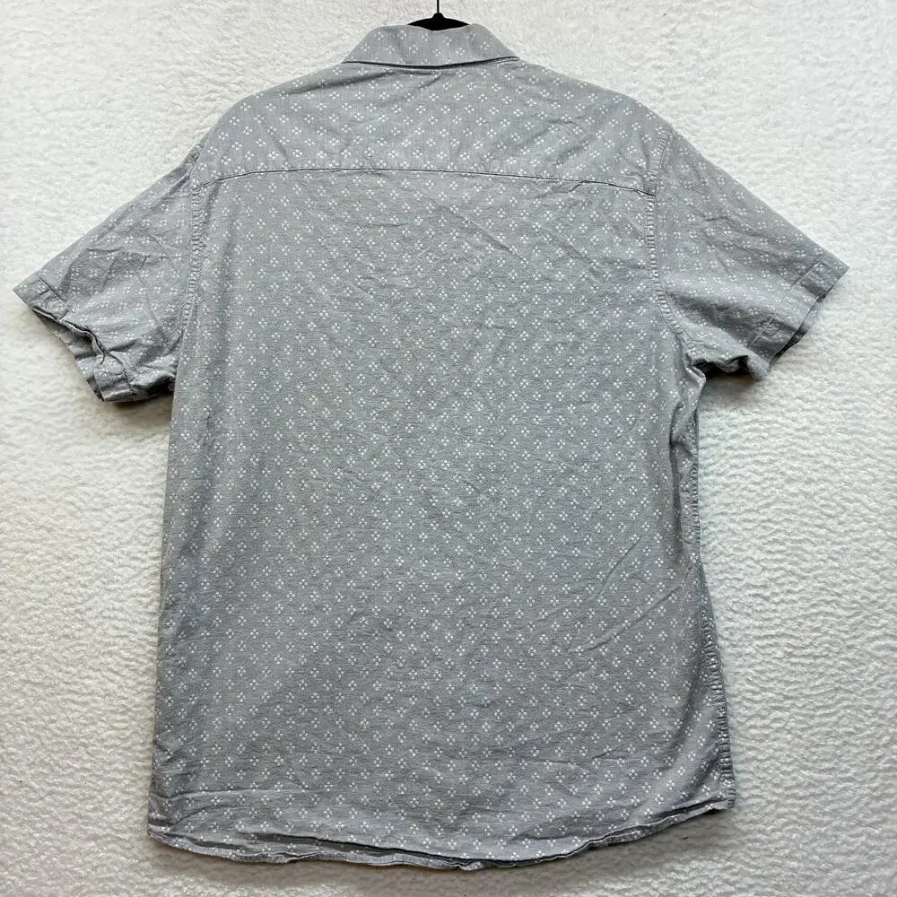 Travis Mathew Shirt Mens XL Gray Geometric Short Sleeve Button Up Stretch Casual - Picture 2 of 10
